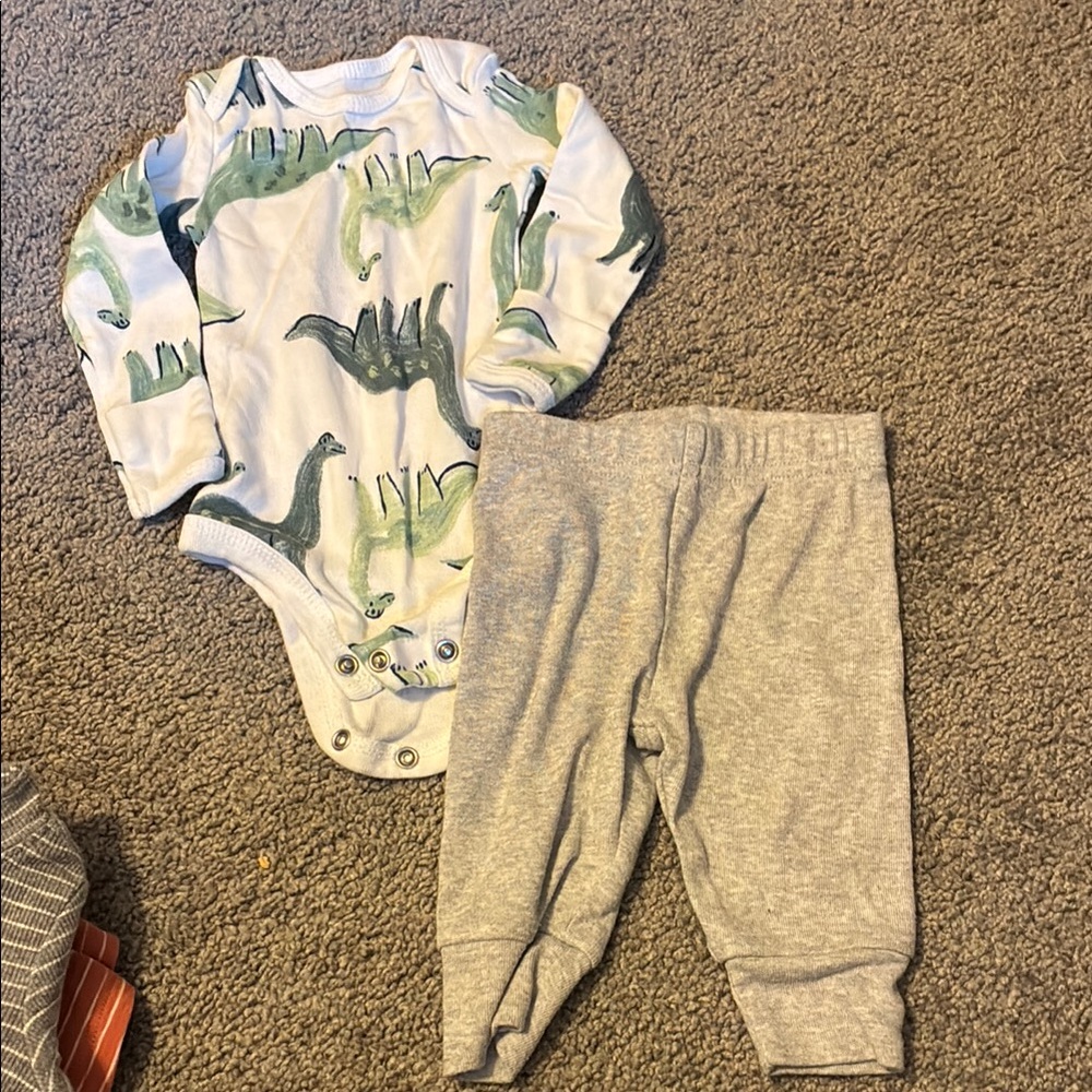 Carter's Dinosaur Print Set - Green and Gray